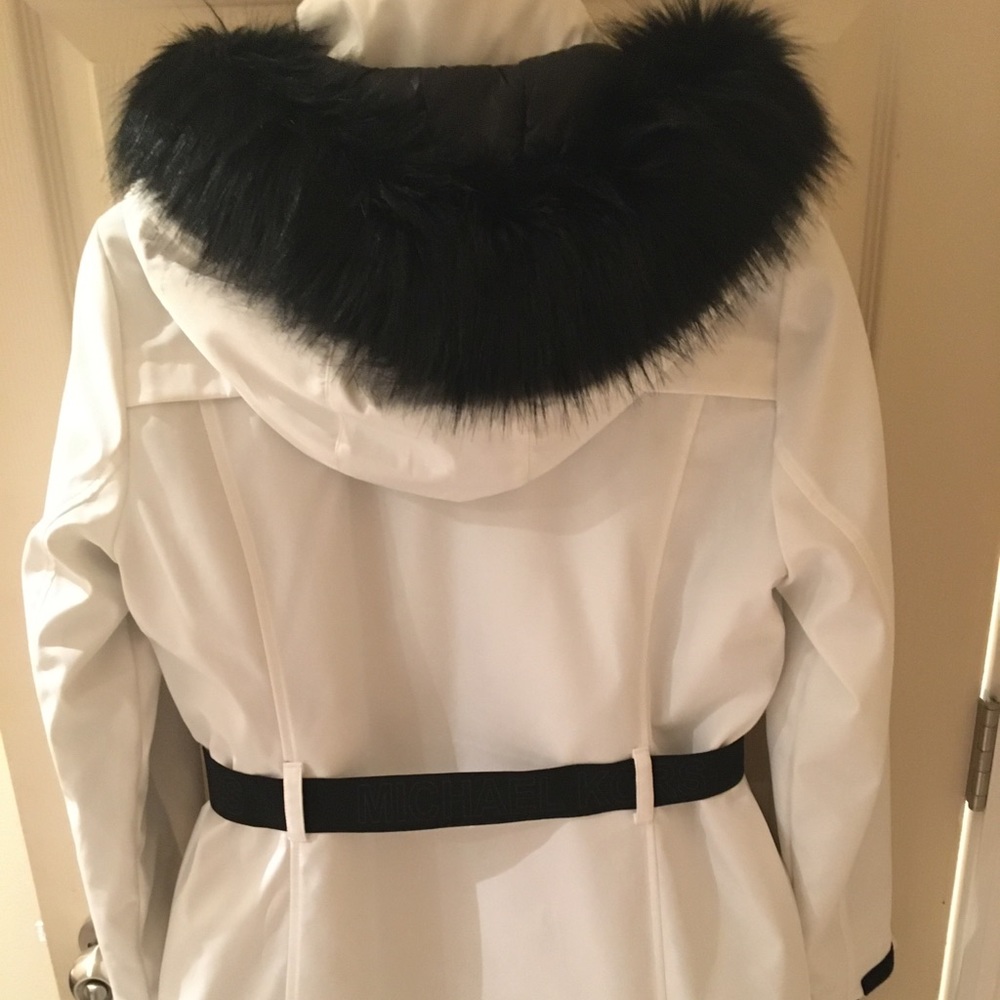 Michael Kors | Puffer jacket (faux fur) - Picture 11 of 16